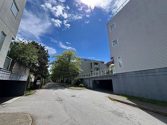 3rd image of 8600 Jones Rd #307