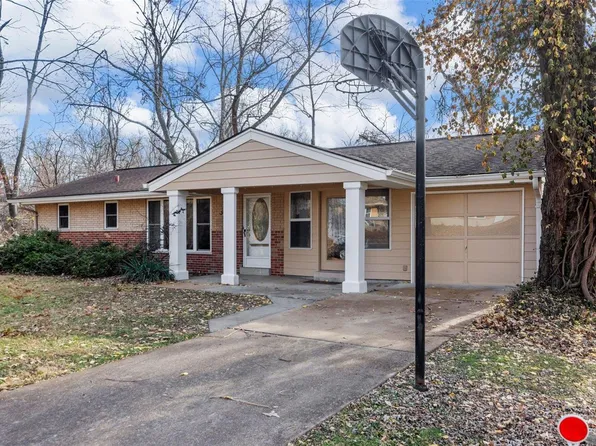 19 Nordell Ct, Florissant, MO 63033