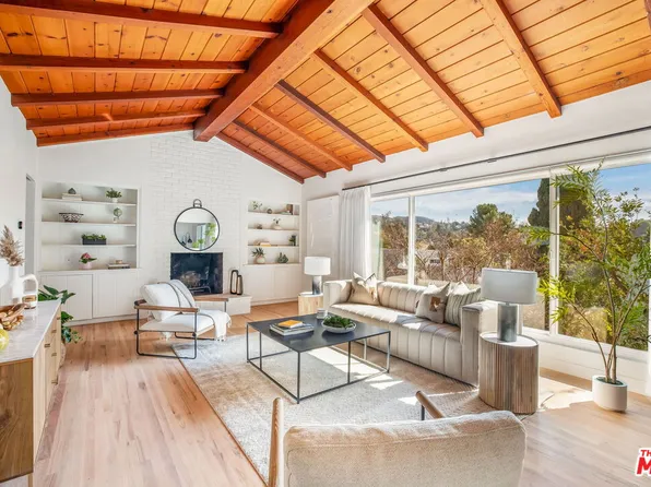 3434 Blair Dr, Los Angeles, CA 90068