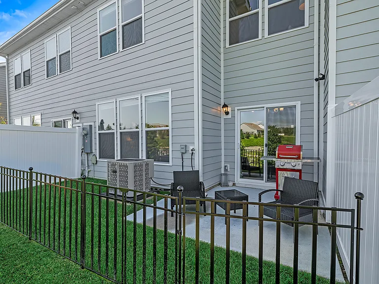 74 Creekview Rd — Photo 46