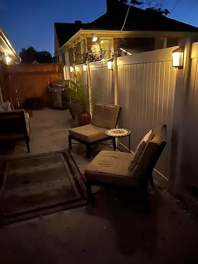 E Logan Ave — Photo 15