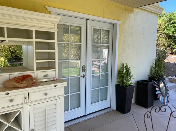 (undisclosed Address), Vista, CA 92084