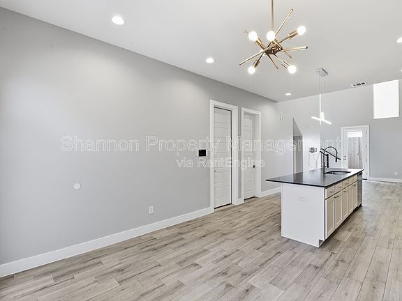 5th image of 1709 Cedrocanna Ln