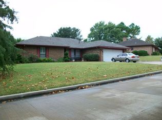 1409 Willow Brook St, Ada, OK 74820