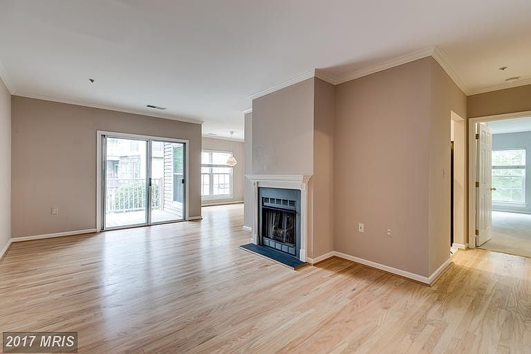 1st image of 6990 Falls Reach Dr APT 202