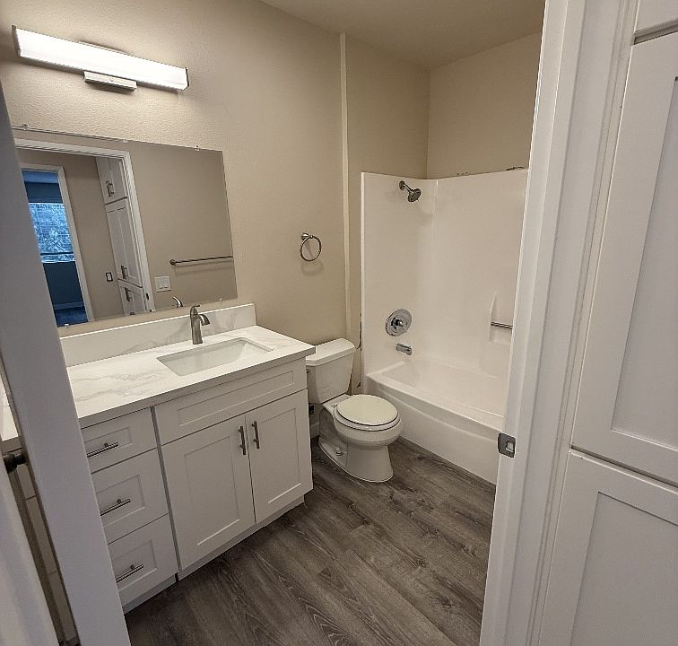 1st image of 922 S Sunshine Ave S APT A