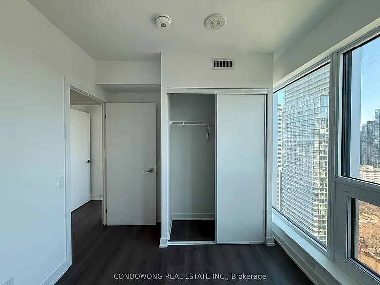 8 Wellesley St W #3309 — Photo 10