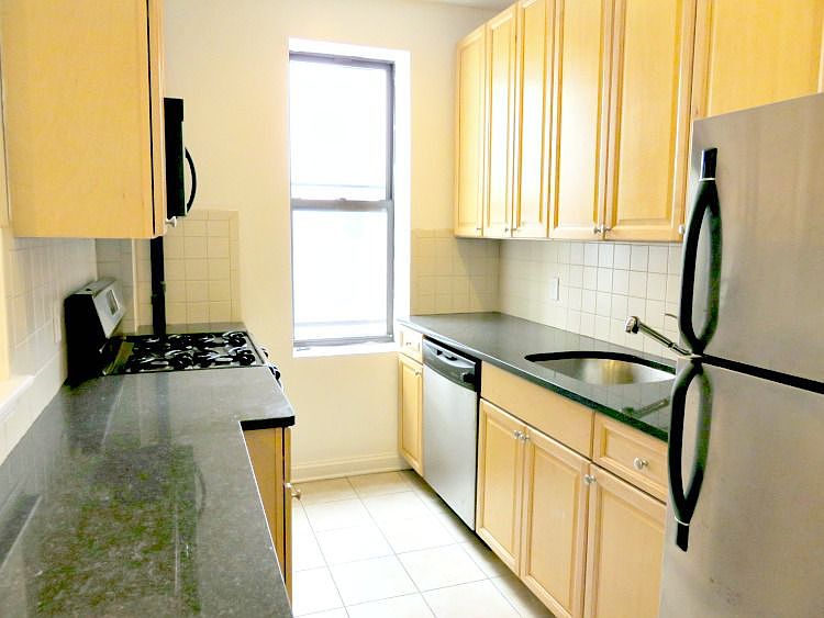 1st image of 711 Ocean Ave APT 3C