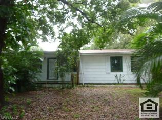 1160 Poinciana Ct, Fort Myers, FL 33916