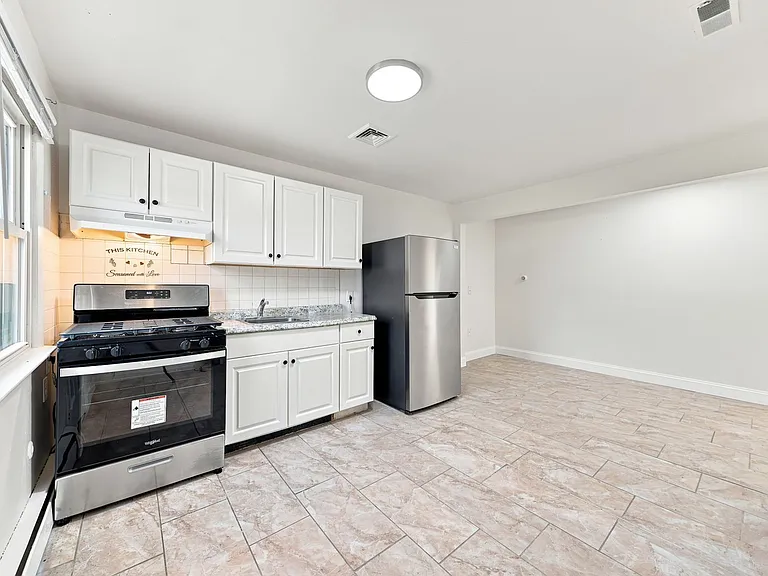 805 W New York Ave — Photo 11
