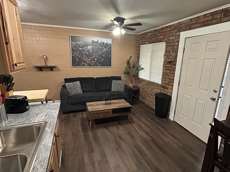 455 Moser Ave #18 — Photo 9