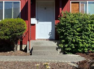 300 W 4th St #15, The Dalles, OR 97058