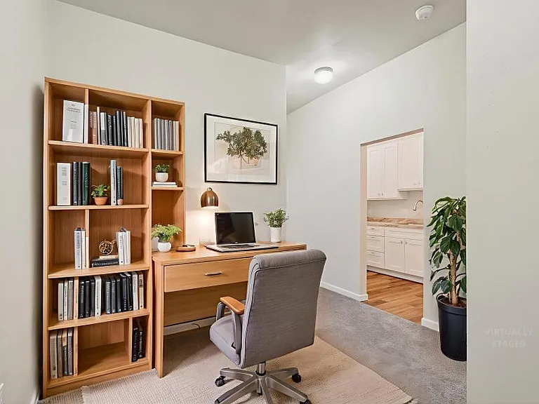 310 E Main St #3 — Photo 2