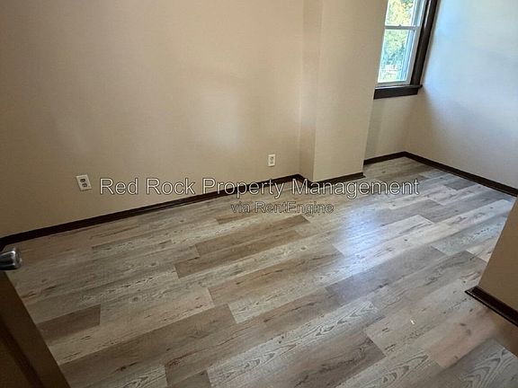 4th image of 1147 McKinley Ave