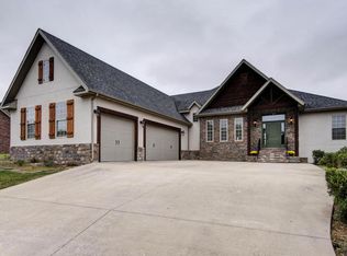 2009 N 7th Ave, Ozark, MO 65721