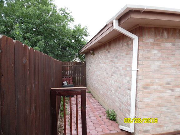 4th image of 1640 Nelly Mae Glass Dr
