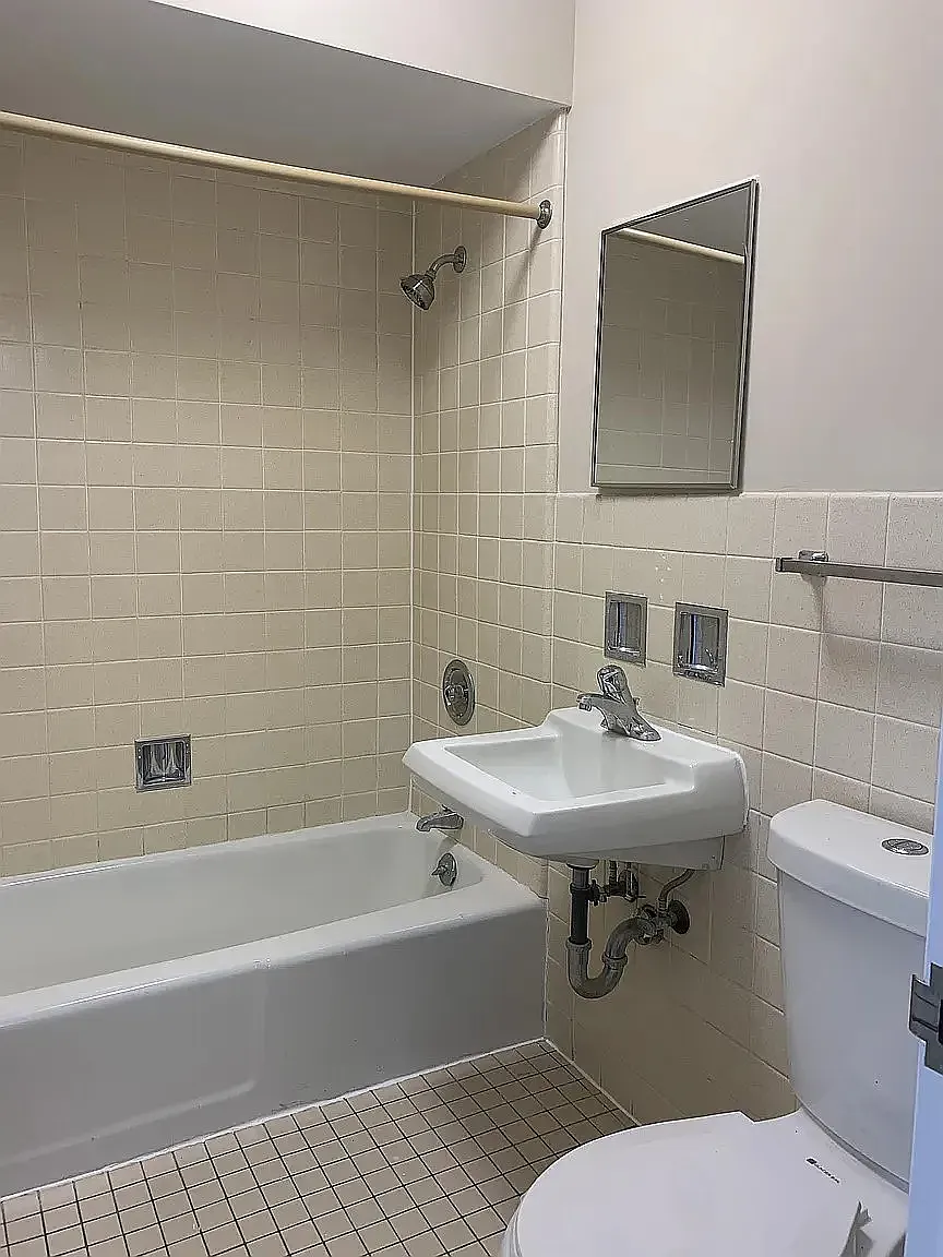 2 bed, 900 sqft, $1,700 — Photo 4