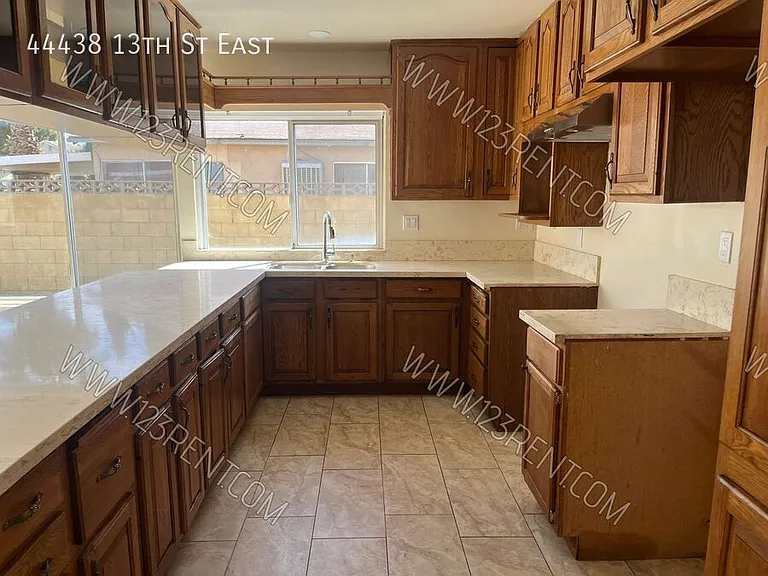 44438 13th St E — Photo 5