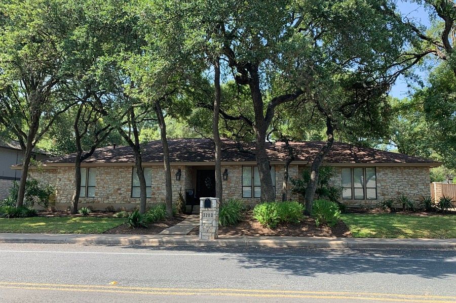 1st image of 3203 Thousand Oaks Dr
