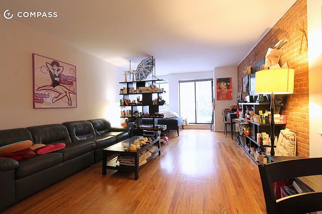 1st image of 320 E 65th St APT 522
