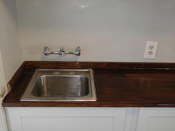 3rd image of 1423 S 5th St APT 6