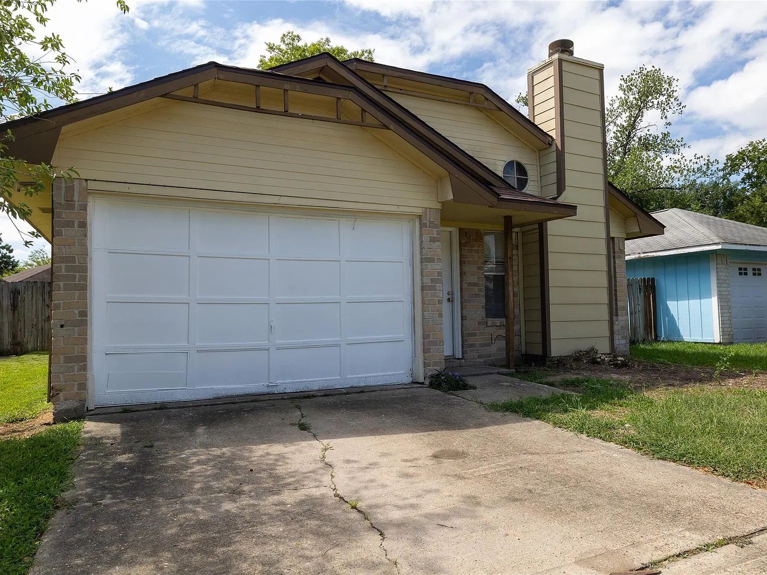 3 bed, 2.0 bath, 1124 sqft, $1,495 — Photo 2