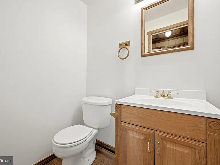1183 River Bend Ct — Photo 38