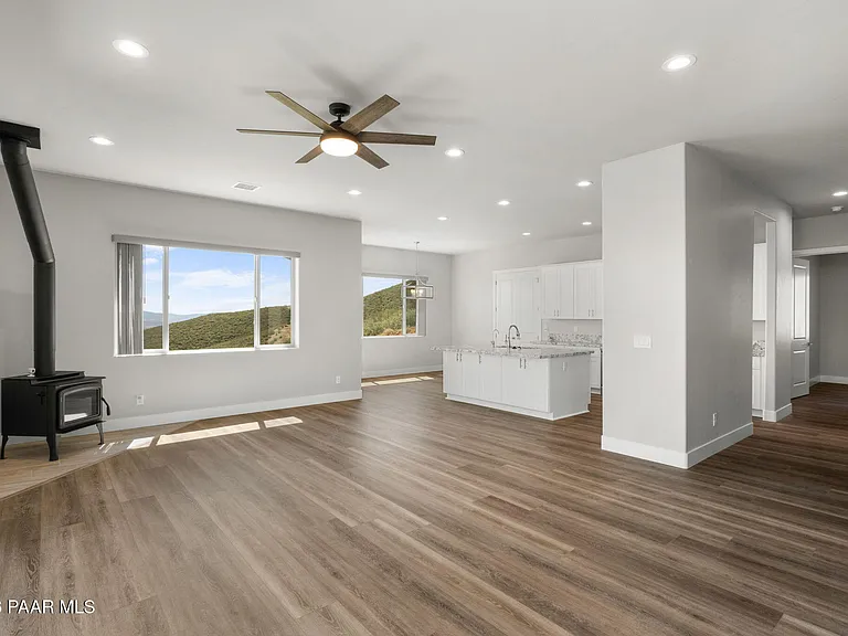 15690 E Orchard View Rd — Photo 3