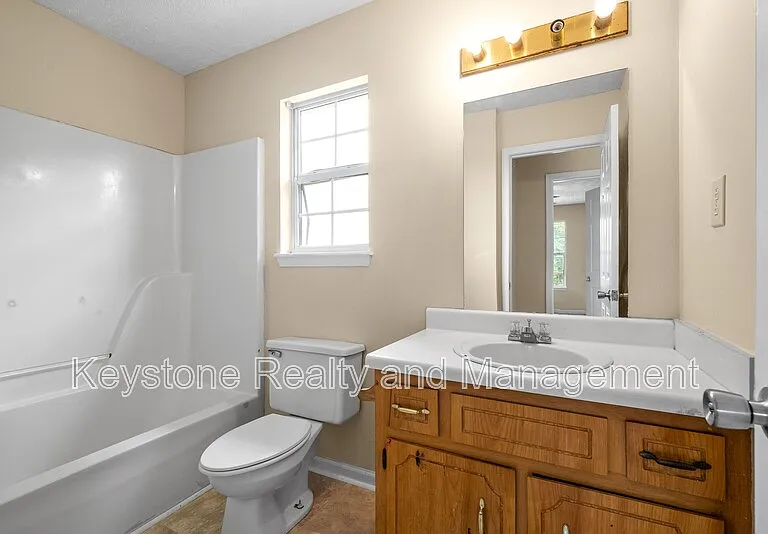 2080 Carneal Ln — Photo 10