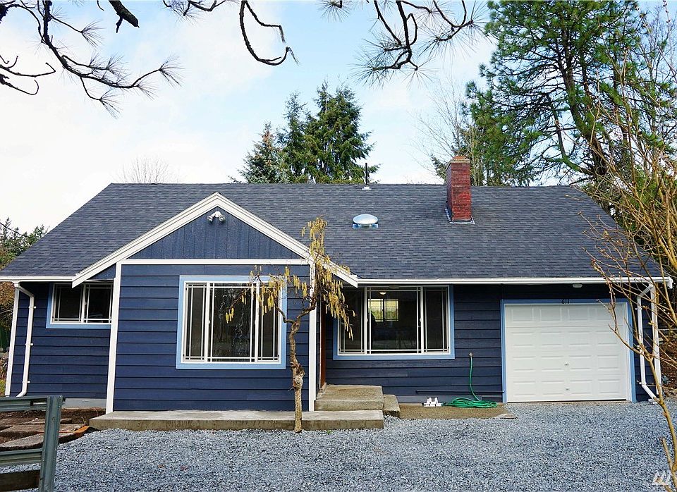 1st image of 611 163rd St S