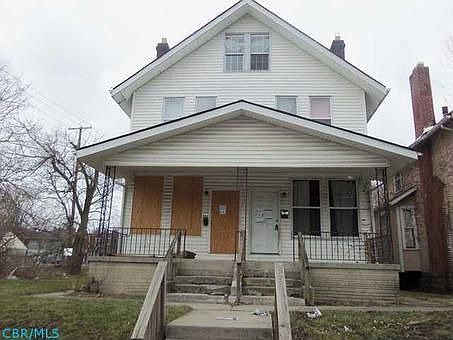 2nd image of 967-969 S Champion Ave