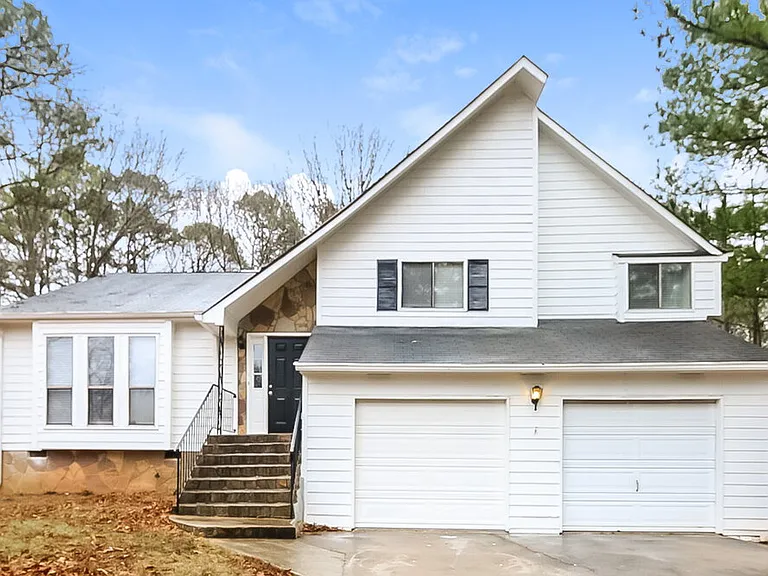 4140 Hawkins Xing — Photo 1