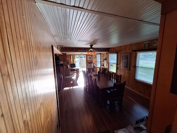 4th image of 5775 Sunglow Dr