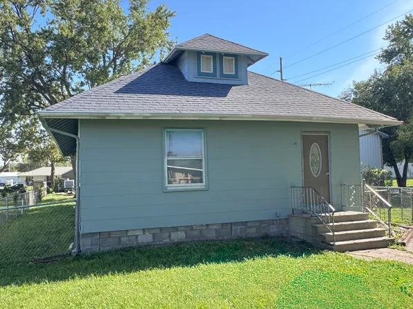 102 E Walnut St, Red Oak, IA 51566