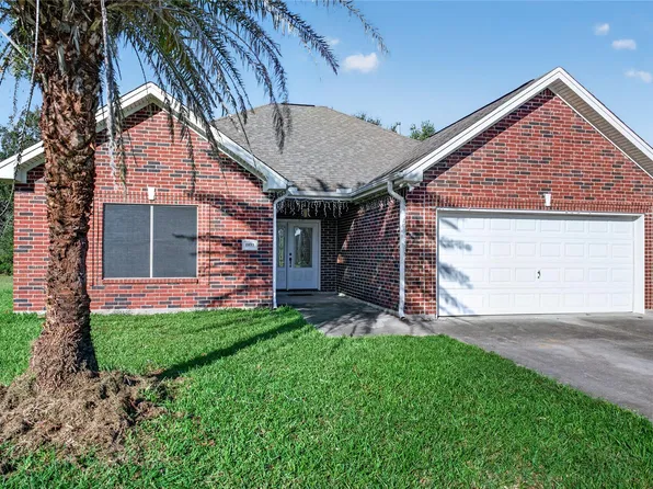 1033 Kelsey Ln, Bridge City, TX 77611