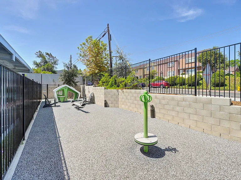 Vela Apartments — Photo 102