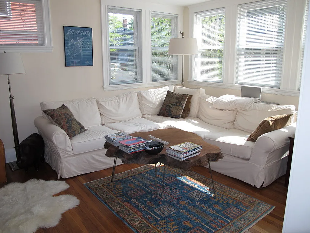 Building Photo - 12 Wright St #1