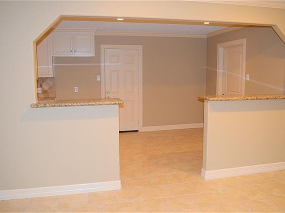 5th image of 14927 Elmtex Dr