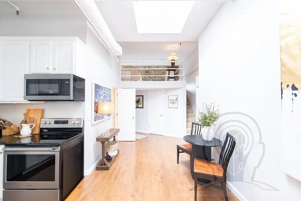 1 bed, 1.0 bath, 1200 sqft, $2,750 — Photo 3