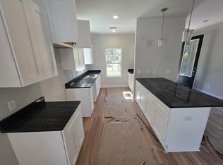 2138 Bacon Park Dr, Savannah, GA 31406