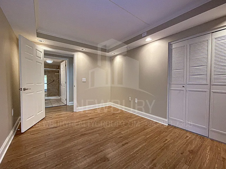530 N Main Street - The Townhouse. — Photo 51