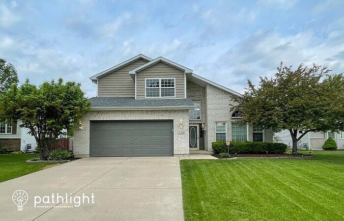 1st image of 2211 Gray Hawk Dr