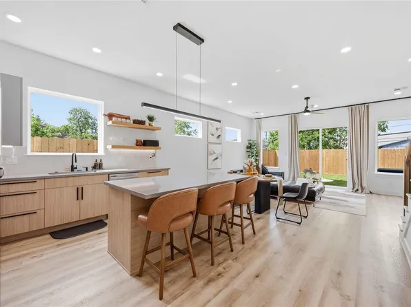 8102 Cannon St #A, Houston, TX 77051