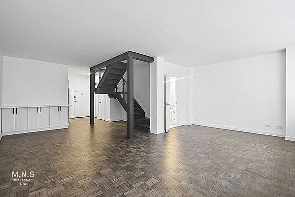 1st image of 155 E 55th St APT 10B