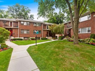 303 Grand Ave #15, Englewood, NJ 07631
