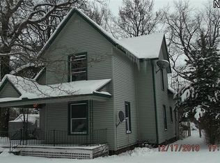261 High St, Conneaut, OH 44030