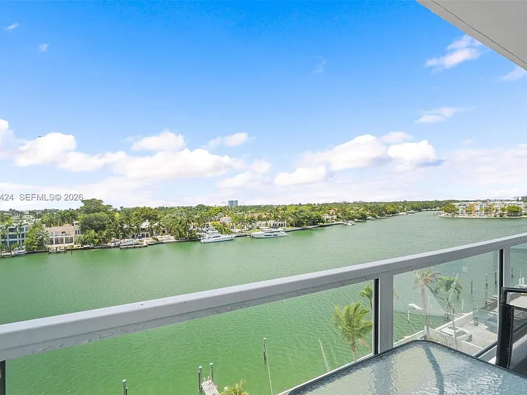 5700 Collins Ave #7J — Photo 16