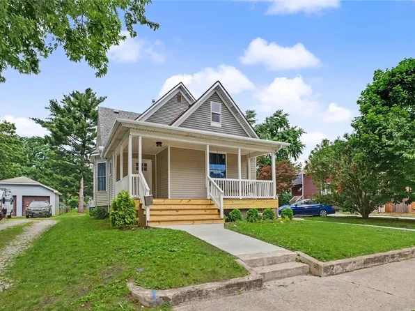 705 S State St, Champaign, IL 61820