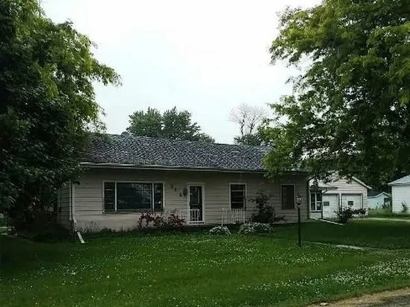 206 Pine Ave, Chana, IL 61015