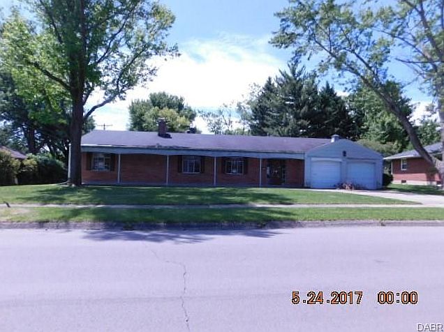 1st image of 302 Camborne Dr